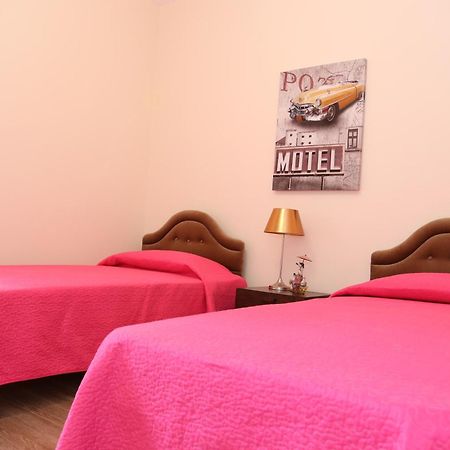 River Beach Apartments Лимасол Экстерьер фото